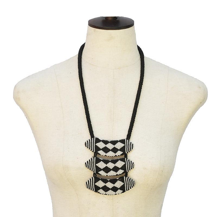 Mbao Long Necklace 01 - Black & White