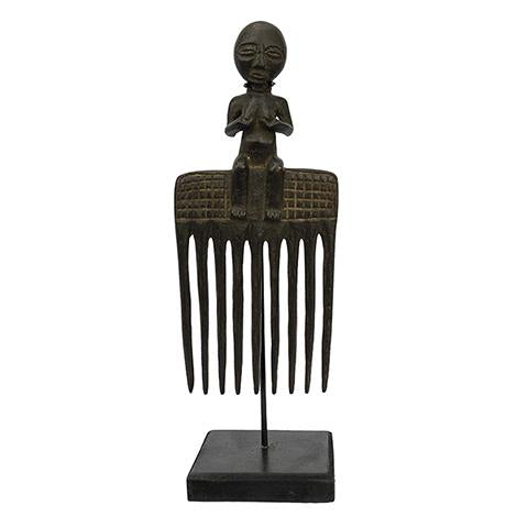 Kuba Figural Comb on Stand 07