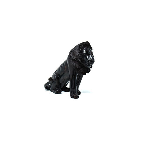 Lion Sitting Sculpture 01