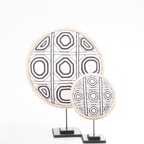 Beaded Cameroon Shield Black & White on Stand | Circular Design