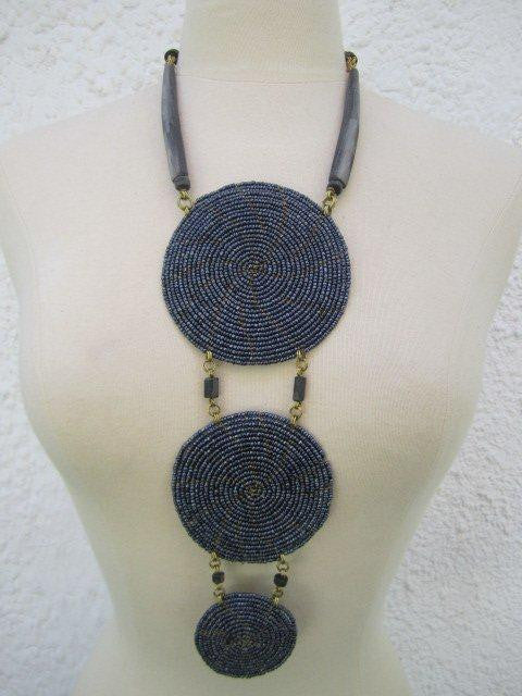 Triple Disc Necklace with horn Metallic Grey